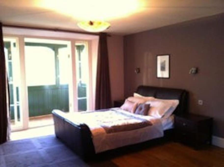 Huge Tenby Pet Friendly House Sleeps 14 Esterno foto